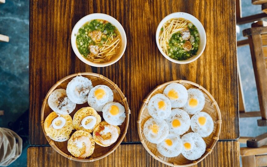Bánh căn Đà Lạt ăn ở đâu ngon? Địa chỉ bánh căn ở Đà Lạt
