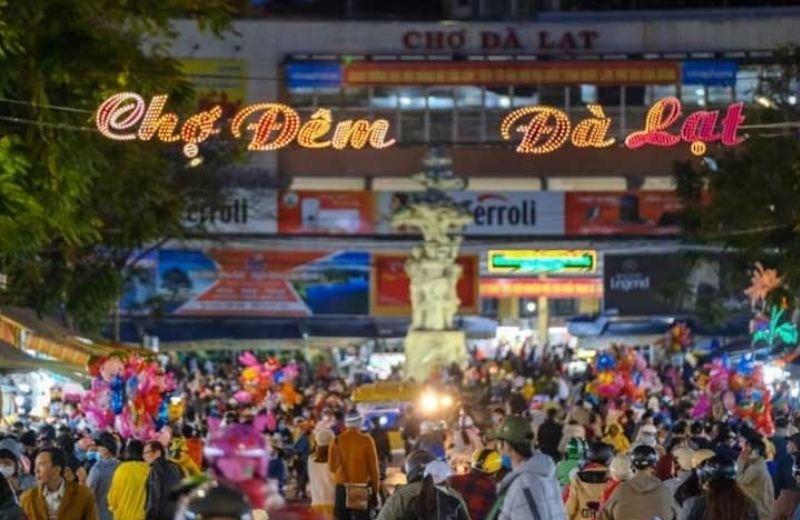 cho da lat dem giao thua 1