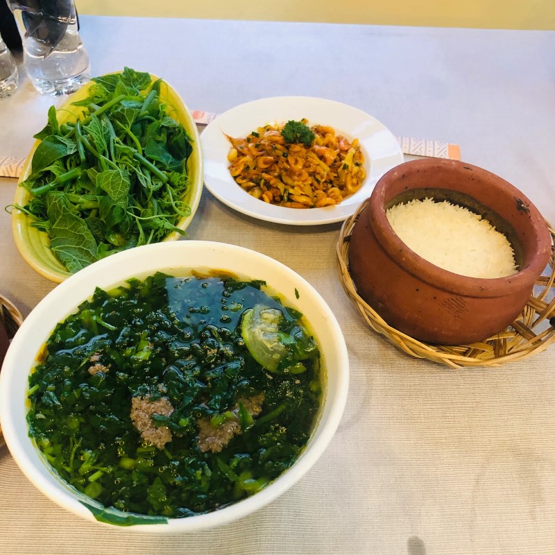 Cơm niêu Như Ngọc