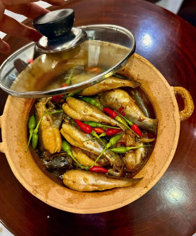 Cơm Niêu Việt Nam