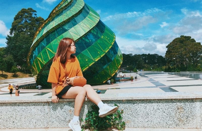 quan cafe trang tri tet dep o da lat 1