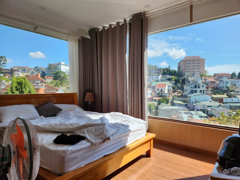 RedHouse Dalat Hotel có tiện nghi tốt không? Khách nhận xét gì?