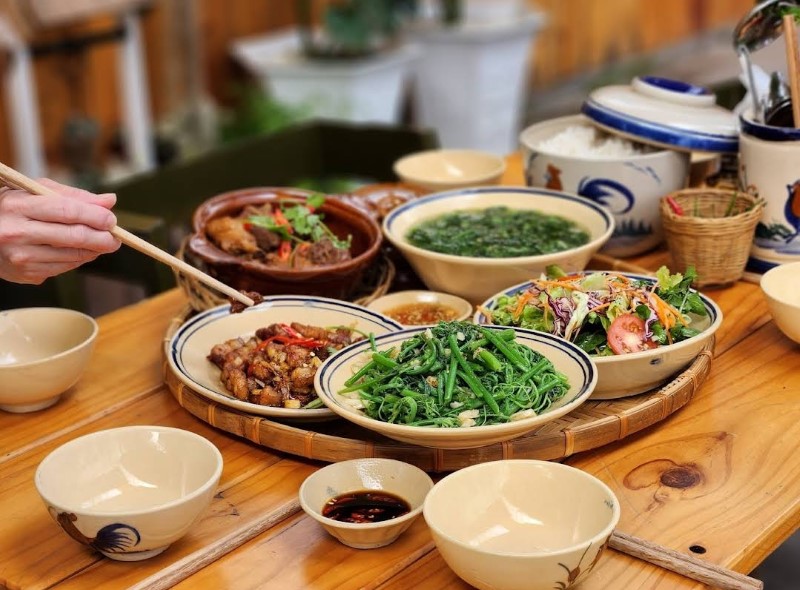 Tiệm cơm Hồi Đó Đà Lạt: Hương vị có đúng chuẩn cơm nhà? Tiệm cơm Hồi Đó